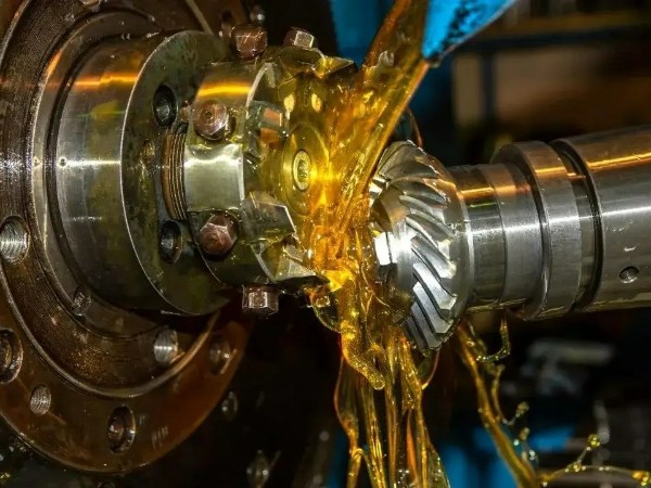 CNC車間油霧彌漫，油霧凈化設備一站式解決油霧污染問題